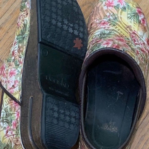 Dansko Flower print clogs - Picture 5 of 5